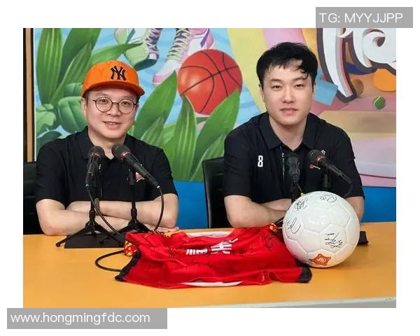 足球明星与球迷之间的深厚情谊与共同追梦之旅 足球明星与球迷之间的深厚情谊与共同追梦之旅