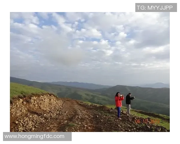 小黑子化身足球明星的奇幻之旅与梦想追逐